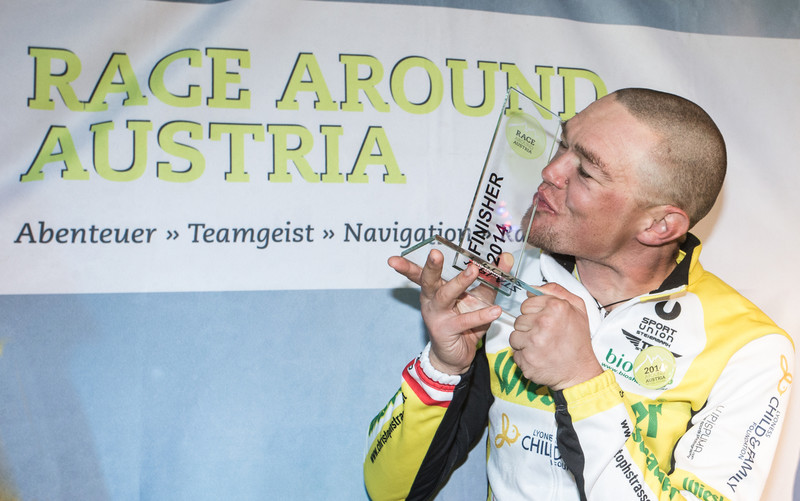 Strasser umrundet Österreich in Rekordzeit